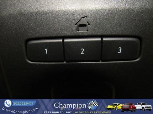 Used 2022 GMC Yukon Denali AWD/4WD image 45