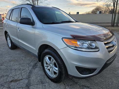 Used 2012 Hyundai Santa Fe GLS image 3