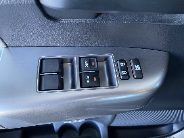 Used 2020 Toyota Sequoia SR5 w/ Carpet Mat Package (TMS) RWD image 20