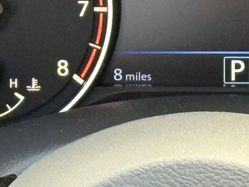 New 2025 Nissan Altima 2.5 SR image 18