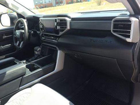 Used 2022 Toyota Tundra SR5 image 28
