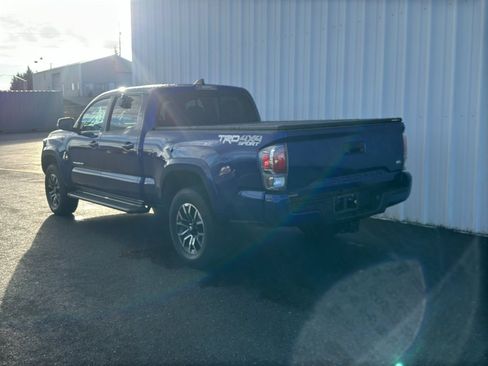 Certified 2022 Toyota Tacoma TRD Sport w/ TRD Premium Sport Package image 4