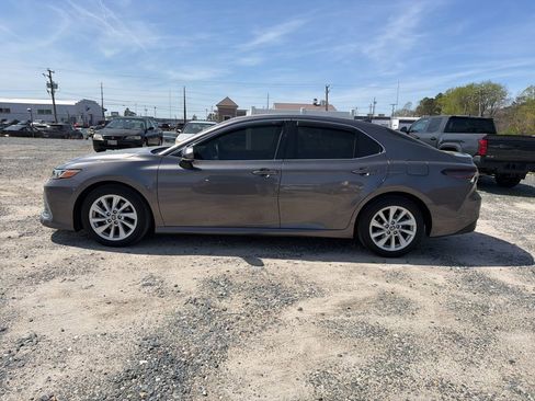 Used 2023 Toyota Camry LE image 2