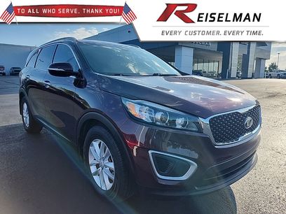 Used 2017 Kia Sorento LX w/ LX Convenience Package