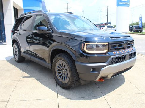 Used 2026 Honda Passport TrailSport image 1