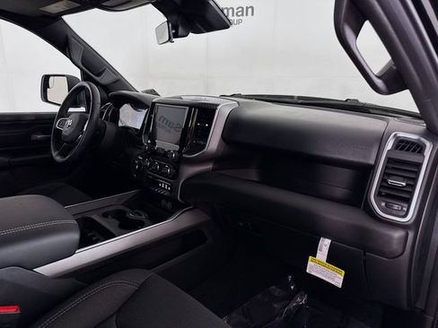 New 2026 RAM 1500 Express AWD/4WD image 26