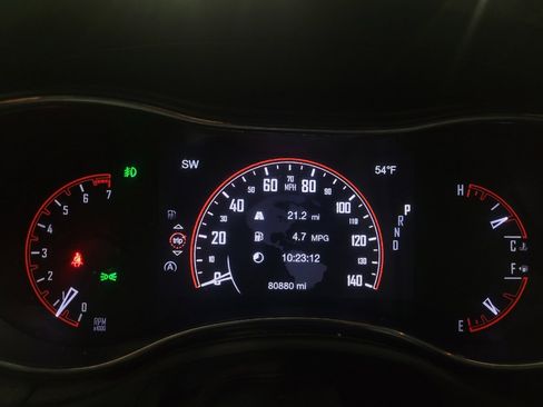 Used 2018 Dodge Durango SXT w/ 3rd Row Seating Group image 23