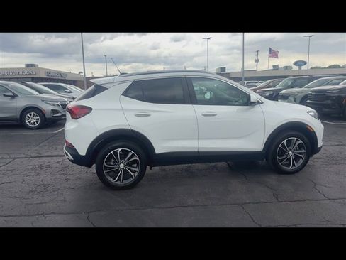 Certified 2023 Buick Encore GX Select FWD image 9