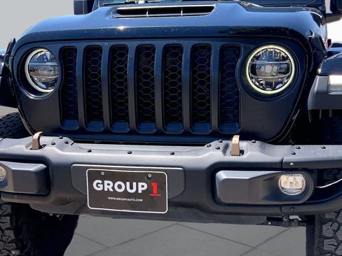Used 2022 Jeep Wrangler Unlimited Rubicon w/ Trailer Tow Package AWD/4WD image 30
