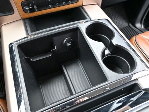 Used 2015 RAM 3500 Laramie Longhorn image 24