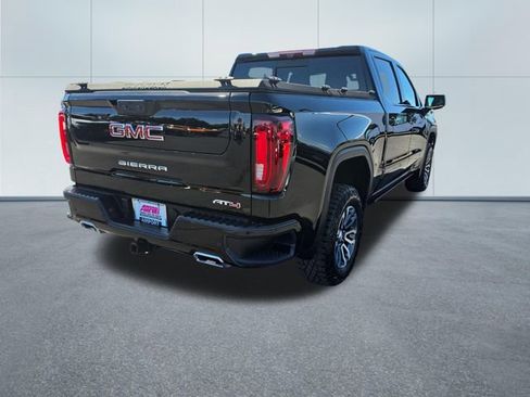 Used 2023 GMC Sierra 1500 AT4 w/ Technology Package AWD/4WD image 6