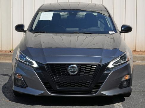Used 2022 Nissan Altima 2.5 SR w/ Midnight Edition Package FWD image 40