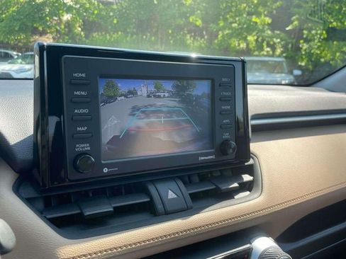 Used 2020 Toyota RAV4 XLE w/ All Weather Liner Package AWD/4WD image 30