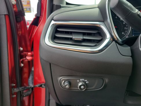 Used 2023 Chevrolet Equinox LT image 20