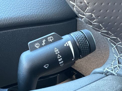 New 2025 INEOS Grenadier Fieldmaster Edition image 25