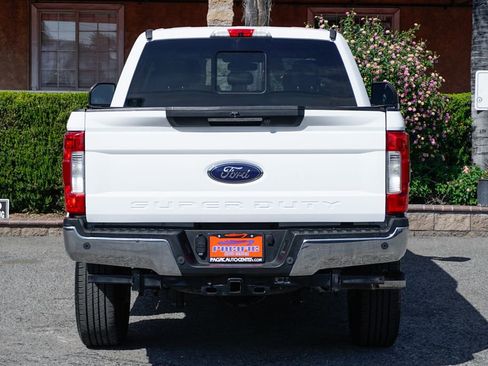 Used 2019 Ford F250 Lariat w/ Lariat Ultimate Package image 7