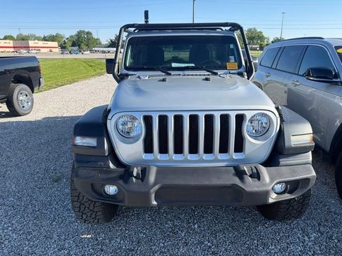 Used 2023 Jeep Wrangler Unlimited Sport AWD/4WD image 11