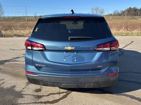 Used 2024 Chevrolet Equinox LS w/ LS Convenience Package image 5