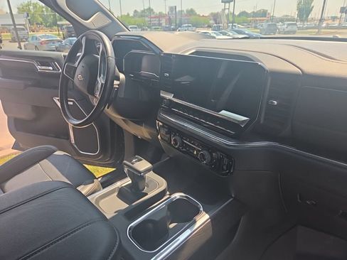 Used 2023 Chevrolet Silverado 1500 LTZ w/ Technology Package AWD/4WD image 9