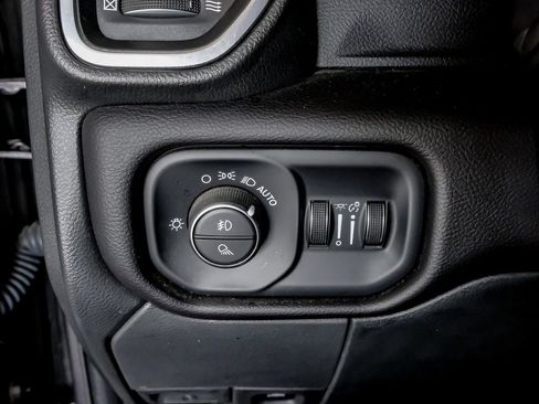 Used 2023 RAM 2500 Laramie AWD/4WD image 25