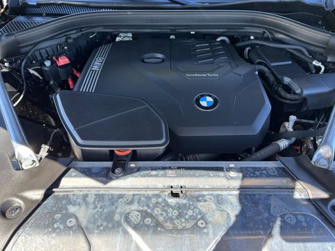 Certified 2025 BMW X4 xDrive30i image 36