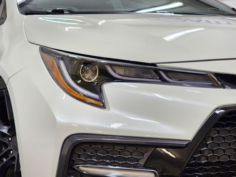 Used 2020 Toyota Corolla XSE image 14