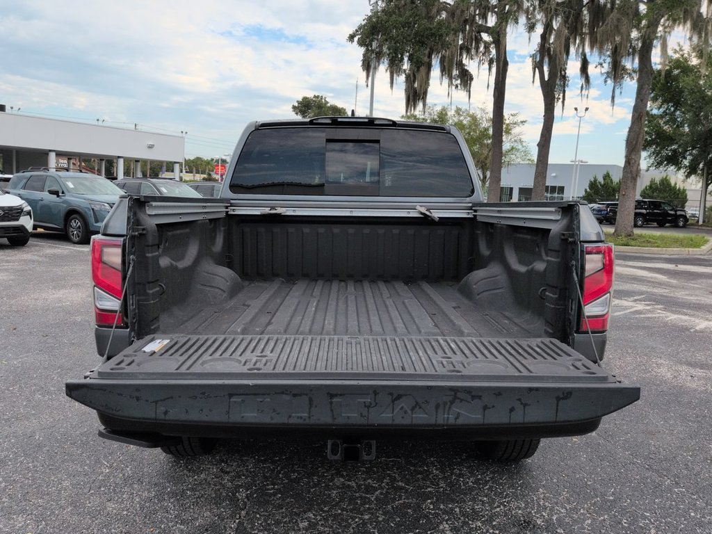 Used 2023 Nissan Titan PRO-4X w/ Pro-4x Convenience Package AWD/4WD image 13
