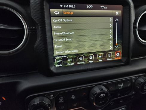 Used 2022 Jeep Wrangler Unlimited Sahara w/ LED Lighting Group image 46