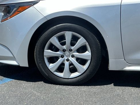 Used 2024 Toyota Corolla LE FWD image 22