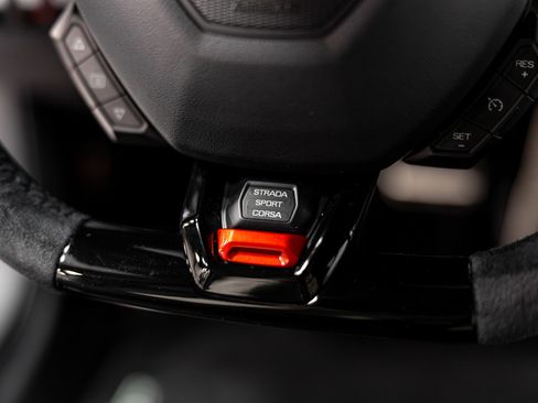 Used 2017 Lamborghini Huracan LP 610-4 Avio image 70