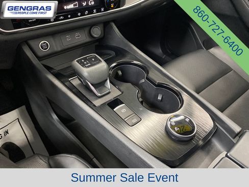 Used 2023 Nissan Rogue SV w/ SV Premium B Package AWD/4WD image 17