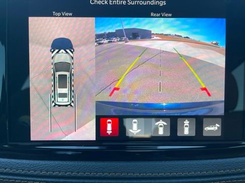 Used 2023 Chrysler Pacifica Pinnacle image 26