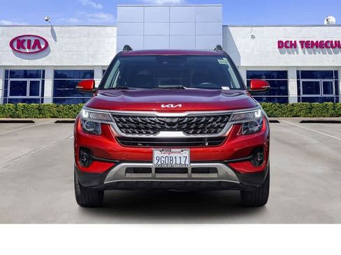 Used 2022 Kia Seltos Nightfall Edition image 2