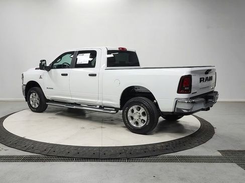 Used 2026 RAM 2500 Big Horn AWD/4WD image 5