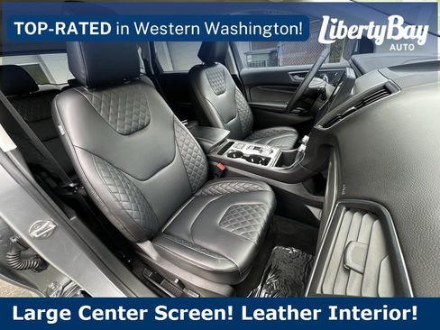 Used 2024 Ford Edge Titanium image 11