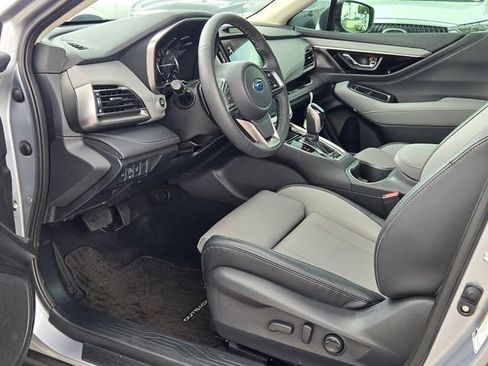 Certified 2025 Subaru Outback Limited AWD/4WD image 14