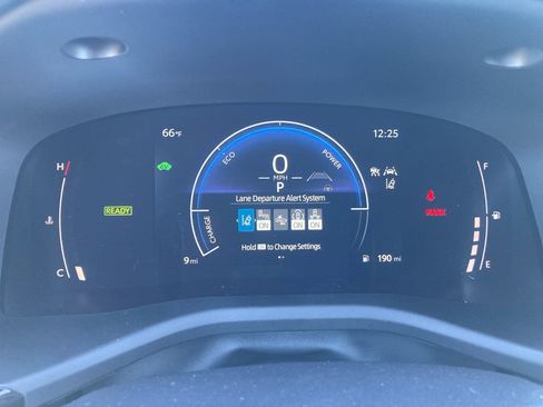 Used 2026 Toyota Camry SE image 10