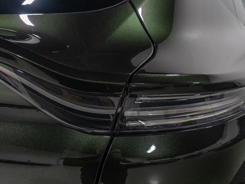 Used 2025 Aston Martin DBX 707 image 33