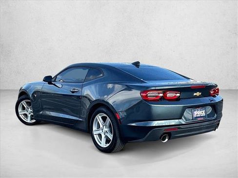 Used 2022 Chevrolet Camaro LT w/ Technology Package image 13