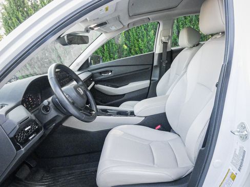 Used 2024 Honda Accord EX-L image 7