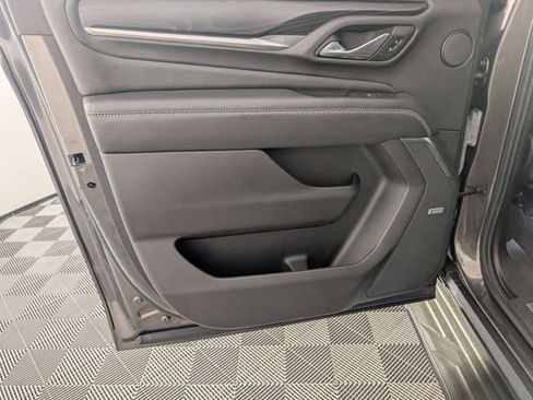 Used 2021 GMC Yukon XL Denali w/ Advanced Technology Package image 31