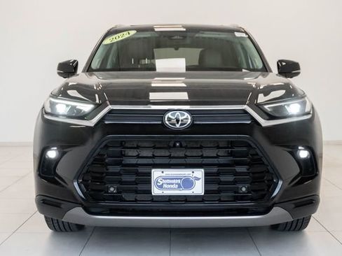 Used 2024 Toyota Grand Highlander Platinum image 5