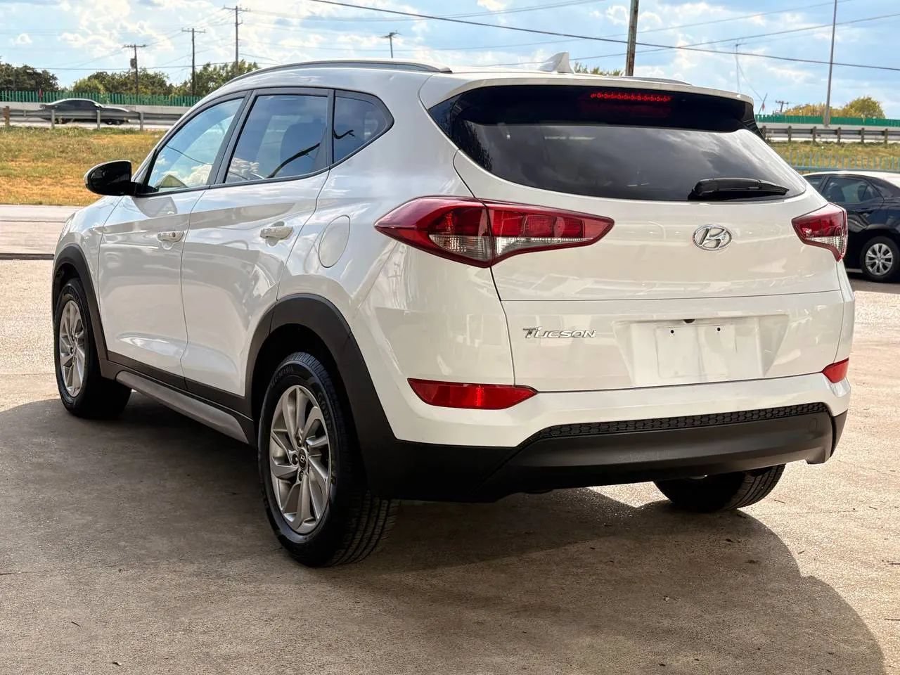 Used 2018 Hyundai Tucson SEL w/ Cargo Package FWD image 5