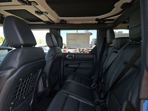 New 2025 Ford Bronco Badlands image 19