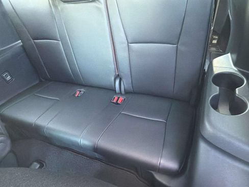 Certified 2026 Toyota Highlander XLE AWD/4WD image 30