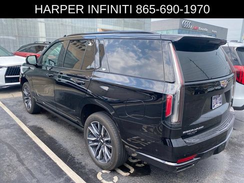 Used 2021 Cadillac Escalade Sport Platinum AWD/4WD image 2