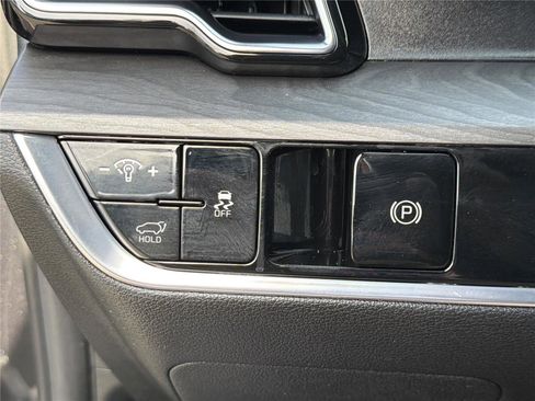 Used 2023 Kia Sportage X-Line w/ X-Line Premium Package AWD/4WD image 18