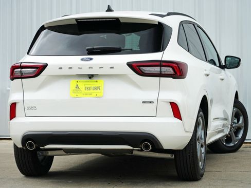 Used 2024 Ford Escape ST-Line Select image 4