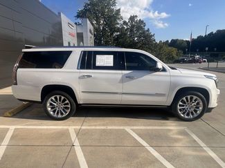 Used 2019 Cadillac Escalade ESV Premium Luxury video 2