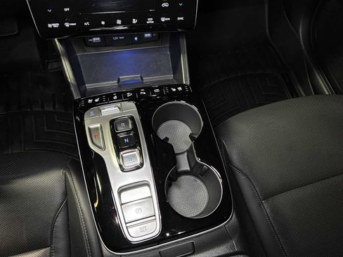 Used 2022 Hyundai Tucson Limited image 34